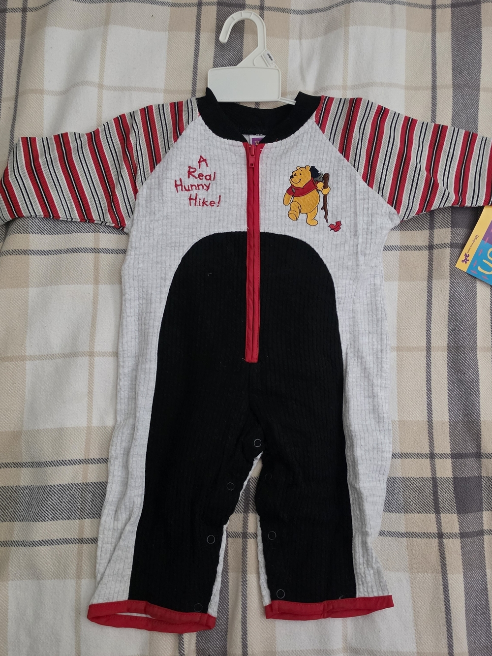 Disney Winnie the Pooh Black, White & Red Baby One-Piece Bodysuit - Picture 1 of 4